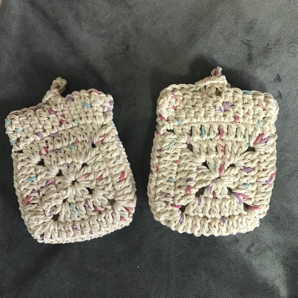 2 pack of hand crocheted 100% cotton soap savers - Picture 1 of 6
